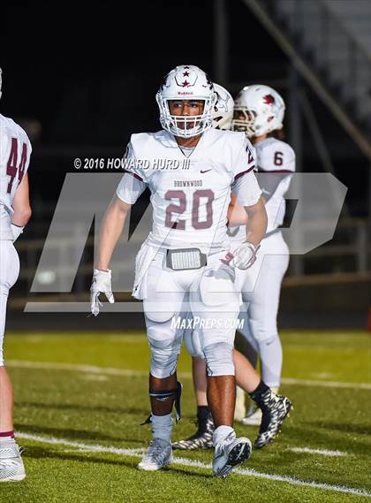 Thumbnail 3 in Sanger vs. Brownwood (UIL 4A Bi-District) photogallery.