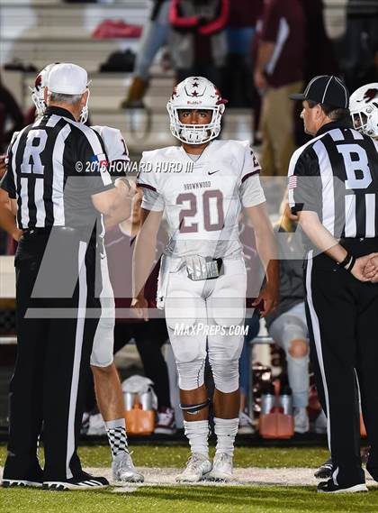 Thumbnail 3 in Sanger vs. Brownwood (UIL 4A Bi-District) photogallery.
