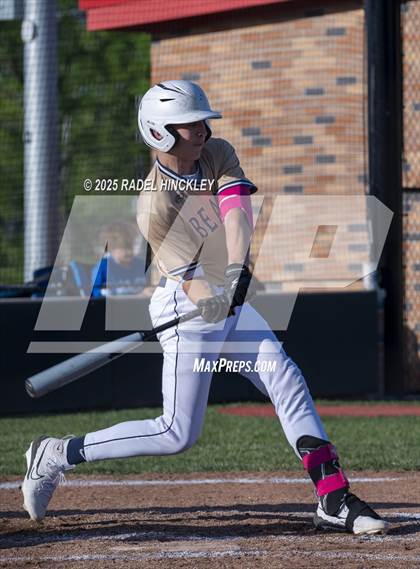 Thumbnail 3 in Chrisman @ Truman photogallery.
