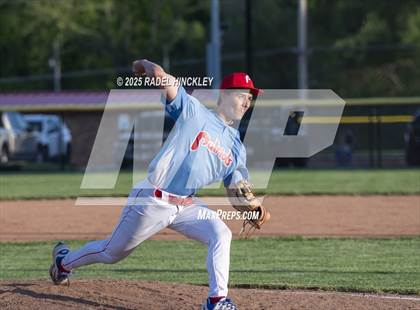 Thumbnail 2 in Chrisman @ Truman photogallery.