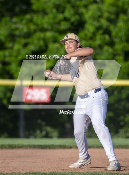 Thumbnail 3 in Chrisman @ Truman photogallery.