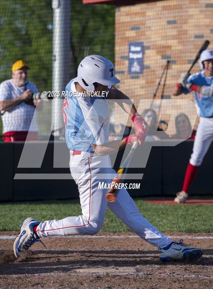 Thumbnail 2 in Chrisman @ Truman photogallery.