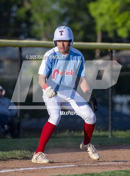 Thumbnail 1 in Chrisman @ Truman photogallery.