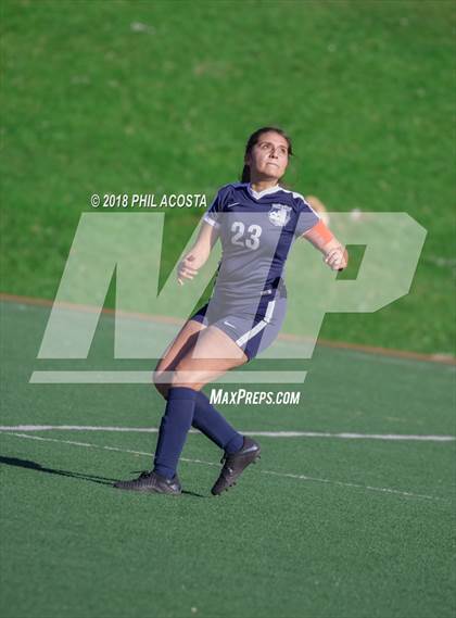 Thumbnail 1 in Stern vs Animo Watts photogallery.