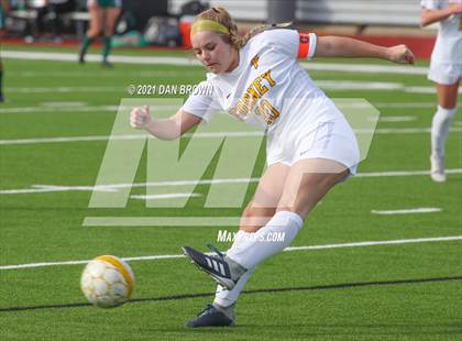Thumbnail 3 in Longview vs Forney (Andie Studley Memorial Showcase) photogallery.