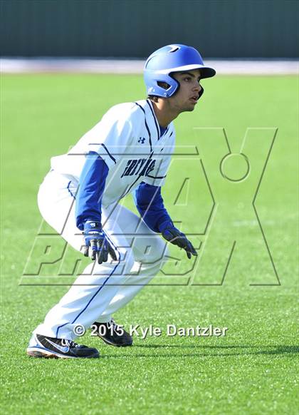Thumbnail 2 in Decatur vs Peaster (Bowie Invitational) photogallery.