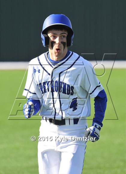 Thumbnail 1 in Decatur vs Peaster (Bowie Invitational) photogallery.