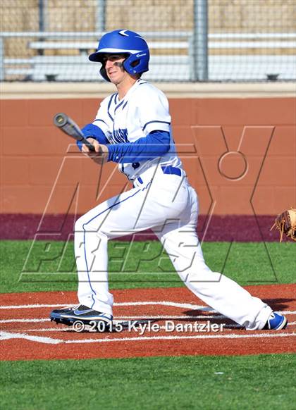 Thumbnail 3 in Decatur vs Peaster (Bowie Invitational) photogallery.
