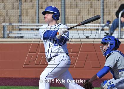 Thumbnail 3 in Decatur vs Peaster (Bowie Invitational) photogallery.