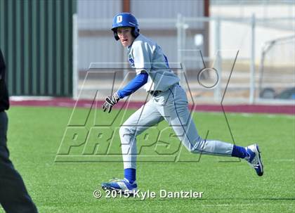 Thumbnail 3 in Decatur vs Peaster (Bowie Invitational) photogallery.