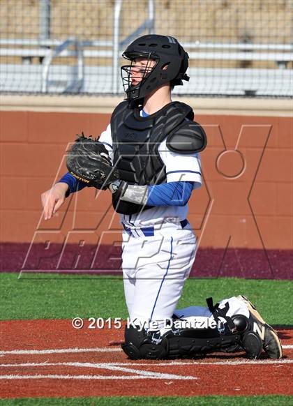 Thumbnail 1 in Decatur vs Peaster (Bowie Invitational) photogallery.