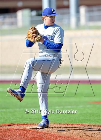 Thumbnail 1 in Decatur vs Peaster (Bowie Invitational) photogallery.