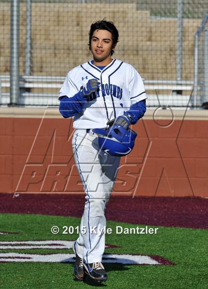 Thumbnail 2 in Decatur vs Peaster (Bowie Invitational) photogallery.