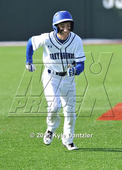 Thumbnail 2 in Decatur vs Peaster (Bowie Invitational) photogallery.