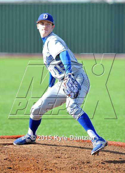 Thumbnail 2 in Decatur vs Peaster (Bowie Invitational) photogallery.