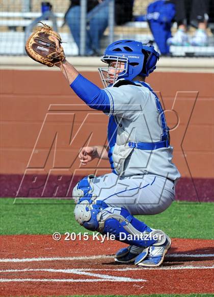 Thumbnail 1 in Decatur vs Peaster (Bowie Invitational) photogallery.