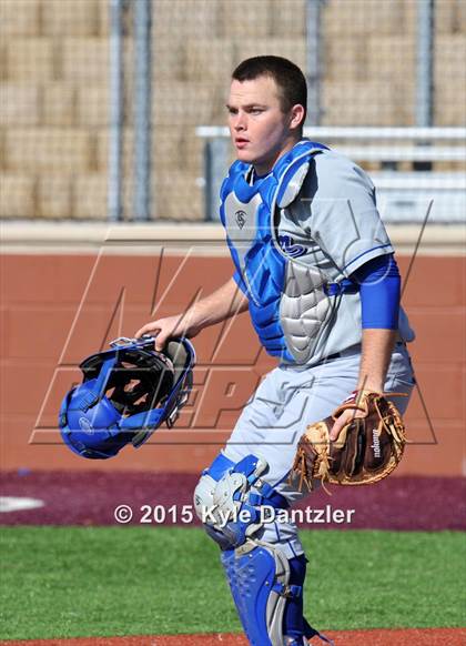 Thumbnail 3 in Decatur vs Peaster (Bowie Invitational) photogallery.