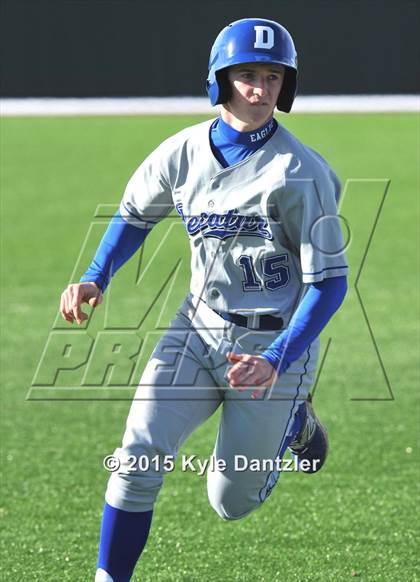 Thumbnail 3 in Decatur vs Peaster (Bowie Invitational) photogallery.