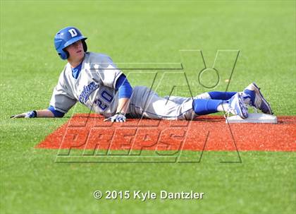 Thumbnail 3 in Decatur vs Peaster (Bowie Invitational) photogallery.