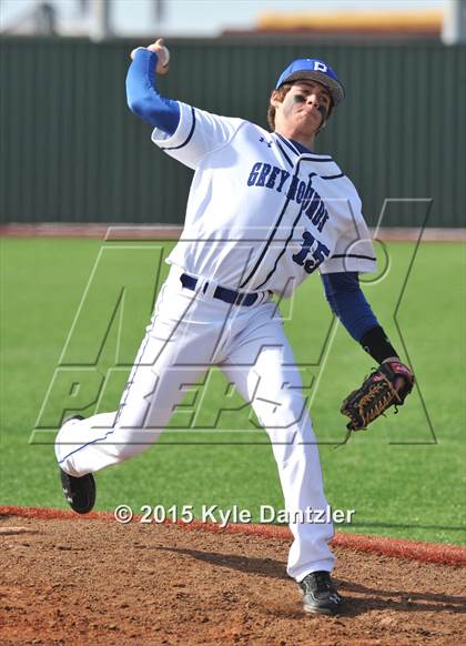 Thumbnail 1 in Decatur vs Peaster (Bowie Invitational) photogallery.