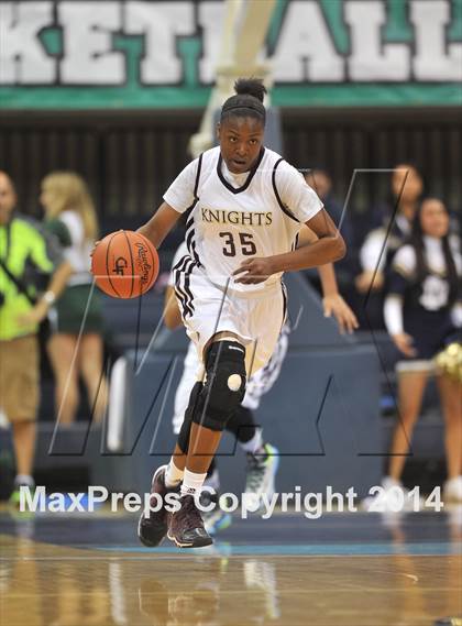 Thumbnail 2 in Bishop's vs. Mater Dei Catholic (CIF SDS Open Division Final) photogallery.