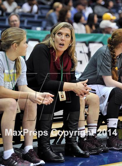 Thumbnail 2 in Bishop's vs. Mater Dei Catholic (CIF SDS Open Division Final) photogallery.