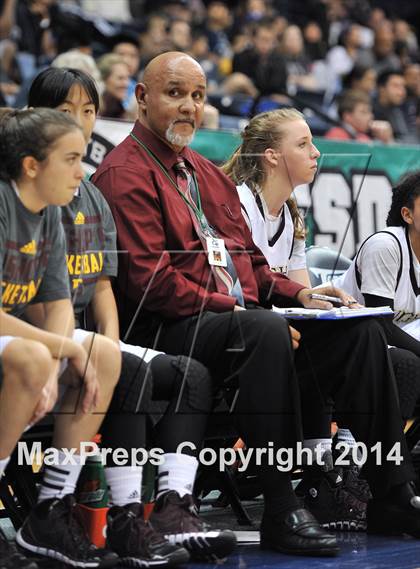 Thumbnail 3 in Bishop's vs. Mater Dei Catholic (CIF SDS Open Division Final) photogallery.