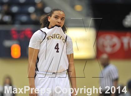 Thumbnail 2 in Bishop's vs. Mater Dei Catholic (CIF SDS Open Division Final) photogallery.