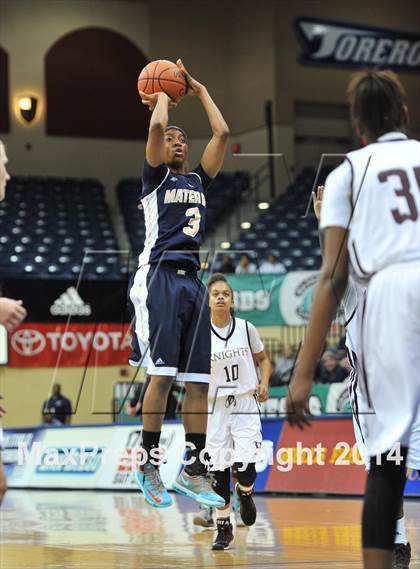Thumbnail 2 in Bishop's vs. Mater Dei Catholic (CIF SDS Open Division Final) photogallery.