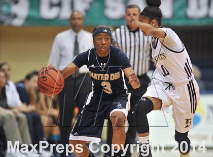 Thumbnail 3 in Bishop's vs. Mater Dei Catholic (CIF SDS Open Division Final) photogallery.