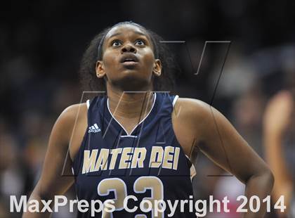 Thumbnail 1 in Bishop's vs. Mater Dei Catholic (CIF SDS Open Division Final) photogallery.