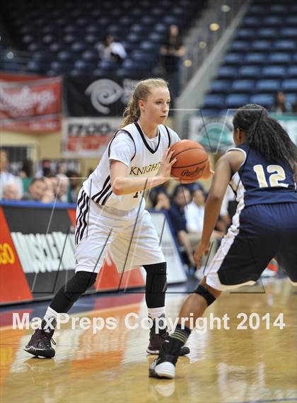 Thumbnail 3 in Bishop's vs. Mater Dei Catholic (CIF SDS Open Division Final) photogallery.