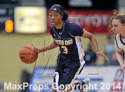 Thumbnail 3 in Bishop's vs. Mater Dei Catholic (CIF SDS Open Division Final) photogallery.
