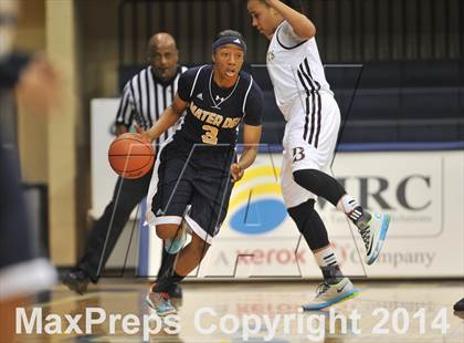 Thumbnail 2 in Bishop's vs. Mater Dei Catholic (CIF SDS Open Division Final) photogallery.