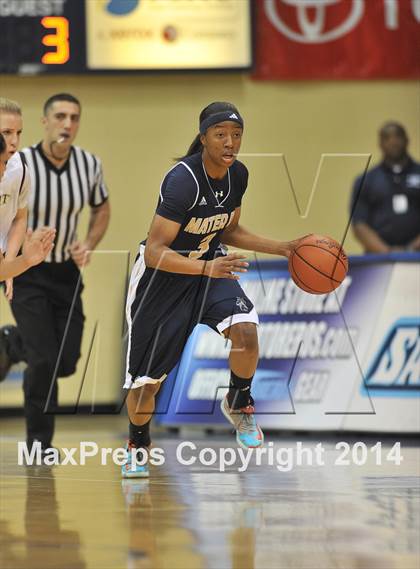 Thumbnail 2 in Bishop's vs. Mater Dei Catholic (CIF SDS Open Division Final) photogallery.