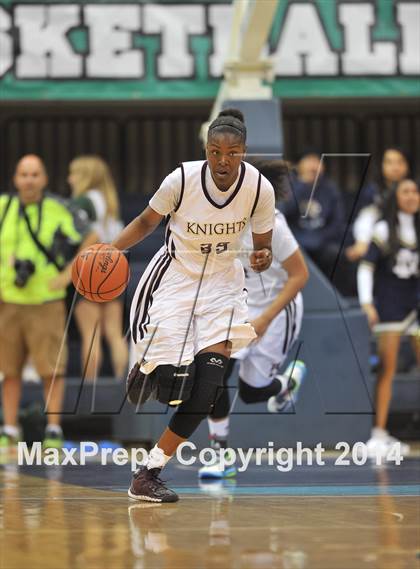 Thumbnail 1 in Bishop's vs. Mater Dei Catholic (CIF SDS Open Division Final) photogallery.