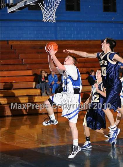 Thumbnail 2 in Council Rock South @ Conwell-Egan Catholic photogallery.
