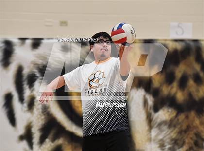 Thumbnail 2 in KIPP Denver Collegiate @ D'Evelyn photogallery.