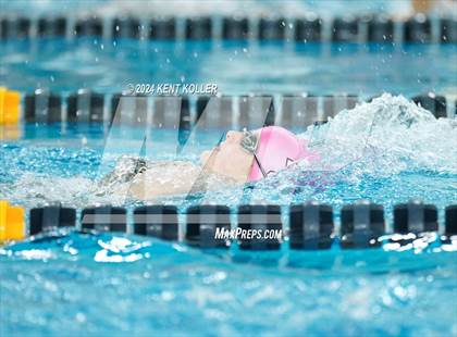 Thumbnail 2 in Lake Orion vs. Troy (Oxford Invite) photogallery.