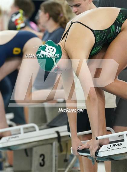 Thumbnail 1 in Lake Orion vs. Troy (Oxford Invite) photogallery.