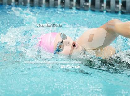 Thumbnail 3 in Lake Orion vs. Troy (Oxford Invite) photogallery.