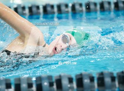 Thumbnail 1 in Lake Orion vs. Troy (Oxford Invite) photogallery.