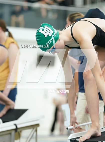 Thumbnail 1 in Lake Orion vs. Troy (Oxford Invite) photogallery.