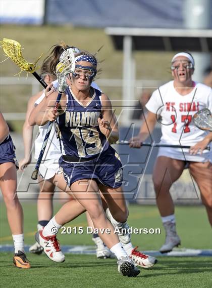 Thumbnail 3 in Bayport-Blue Point vs Mount Sinai (Section 11 Class C Final) photogallery.