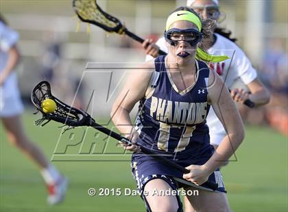Thumbnail 2 in Bayport-Blue Point vs Mount Sinai (Section 11 Class C Final) photogallery.
