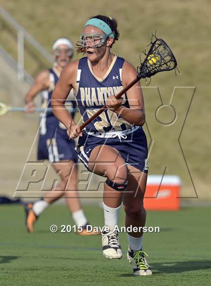 Thumbnail 3 in Bayport-Blue Point vs Mount Sinai (Section 11 Class C Final) photogallery.