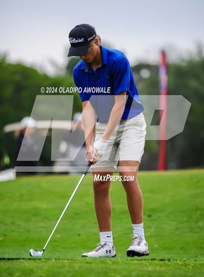 Thumbnail 3 in UIL 2A Golf Finals photogallery.