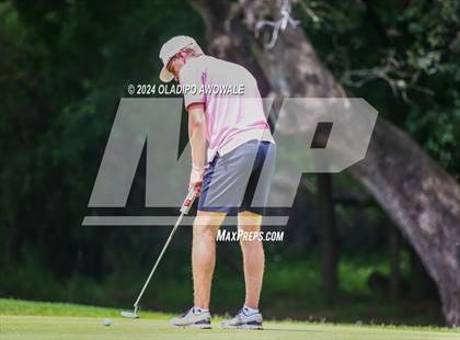 Thumbnail 3 in UIL 2A Golf Finals photogallery.