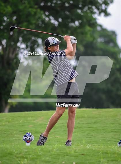 Thumbnail 3 in UIL 2A Golf Finals photogallery.