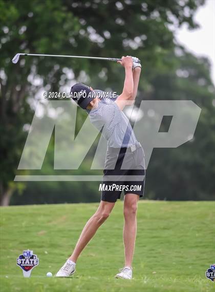 Thumbnail 2 in UIL 2A Golf Finals photogallery.
